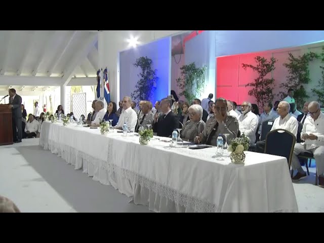 ⁣ENVIVO | Presidente Abinader encabeza Acto de Graduación Curso Básico de Formación Policial