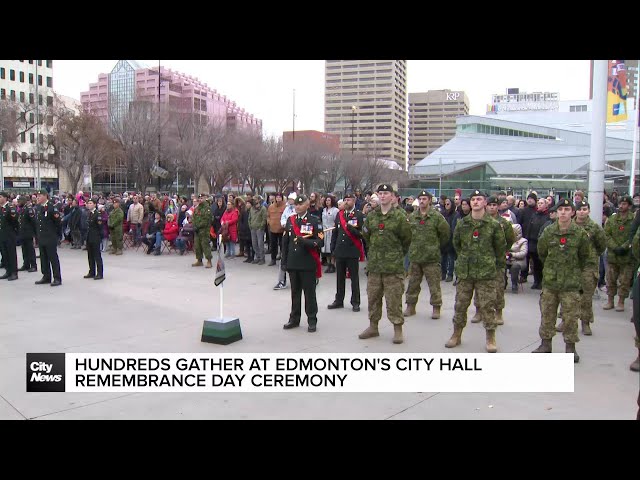 ⁣Remembrance Day brings hundreds to City Hall in Edmonton