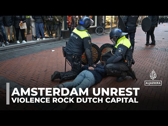 ⁣Amsterdam unrest: New arrests as riots break out in Dutch capital