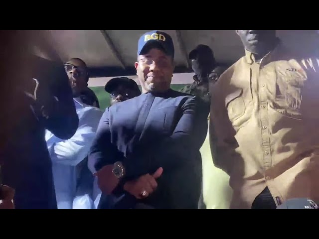 ⁣Barth Détruit Sonko "Il est venu pleurer chez moi… je lui ai appris à se défendre comme un homm