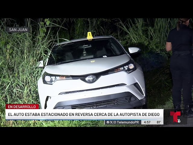 ⁣Policía coloca boleto en carro con un cadáver adentro