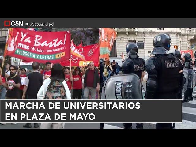 ⁣RECLAMO de ESTUDIANTES contra el DESFINANCIAMIENTO UNIVERSITARIO