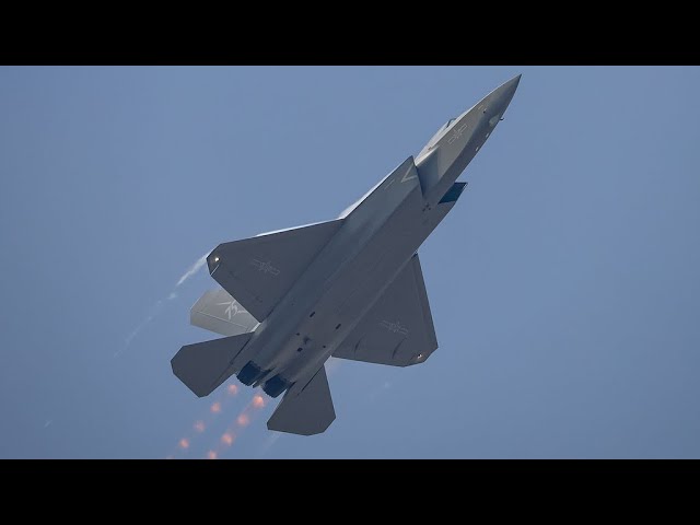 ⁣Les J-35A, J-20 et Su-57 sont les stars du Salon Airshow China 2024