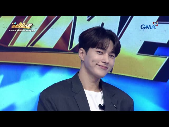 ⁣South Korean singer and actor L/Kim Myung-soo, NAGPAKILIG sa ‘It’s Showtime’ stage! | It's Show