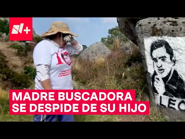 ⁣Madre buscadora regresa al sitio donde fue hallado su hijo para hacerle un homenaje - N+