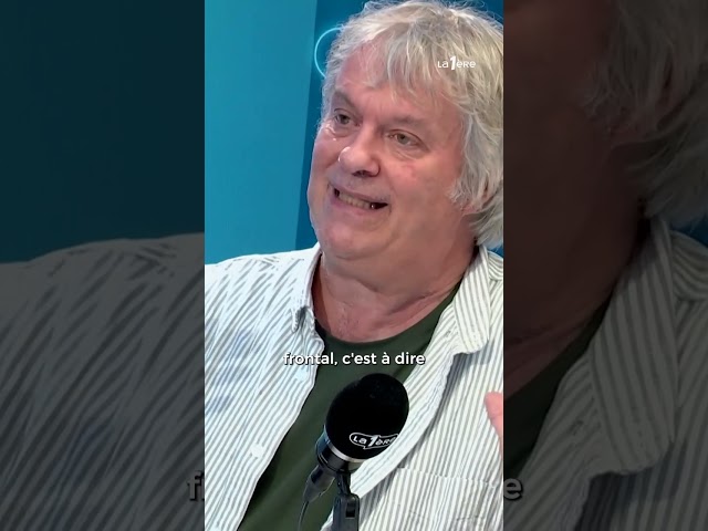 ⁣Limite ton temps à scroller sur ton #smartphone réduit les effets négatifs #rtbf #lapremiere #shorts