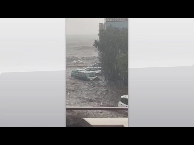 ⁣Maltempo a Catania, abitanti al riparo durante l'alluvione