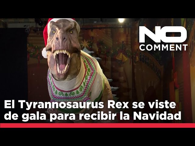 ⁣NO COMMENT: El Tyrannosaurus Rex del museo de Londres se viste de gala para recibir la Navidad