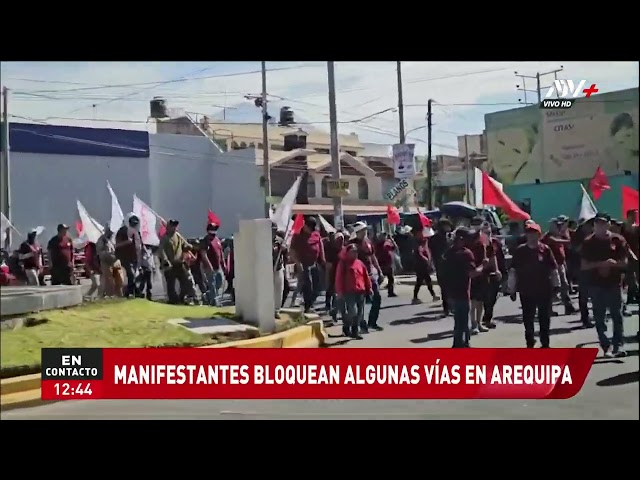 ⁣Arequipa: Manifestantes bloquean vías como protesta ante la ola de inseguridad