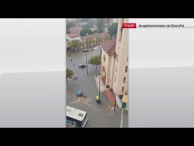 ⁣Alluvione a Malaga, inondazioni tra le strade