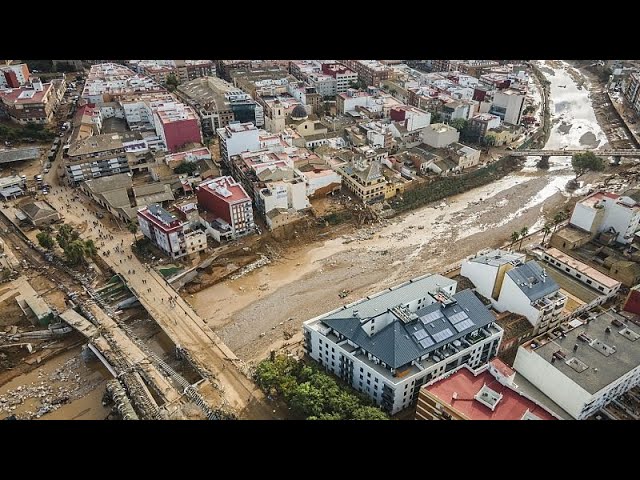 ⁣DANA: La Aemet baja a nivel naranja el aviso por lluvias en Valencia y el oeste de Andalucía