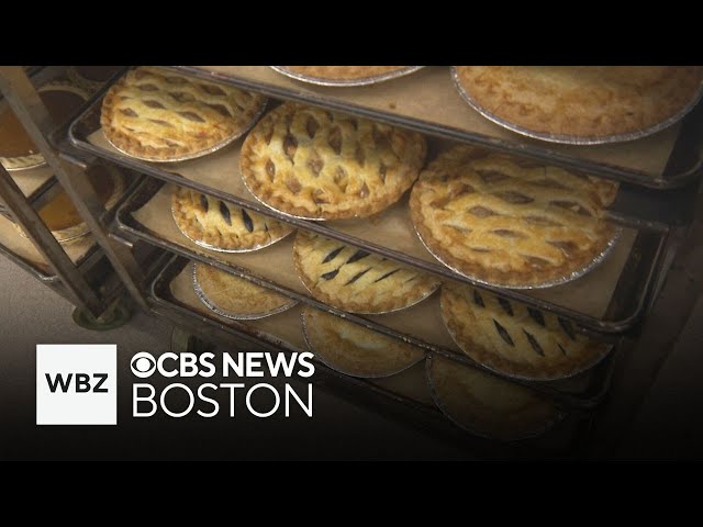 ⁣Holiday pies are in demand. See how one store keeps up