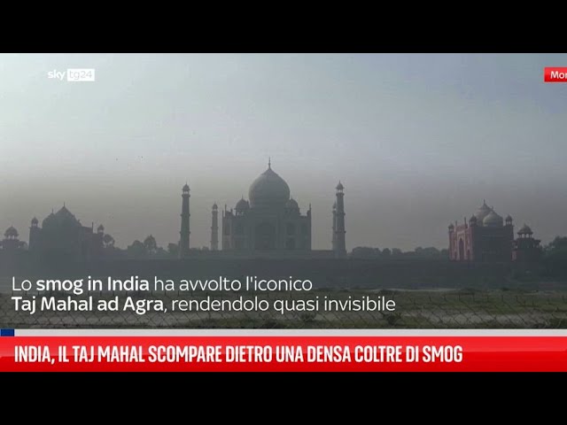 ⁣India, il Taj Mahal scompare dietro una densa coltre di smog