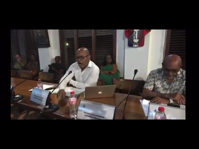 ⁣Le conseil municipal de la ville de Sainte-Rose  Guadeloupe en mode règlement de compte