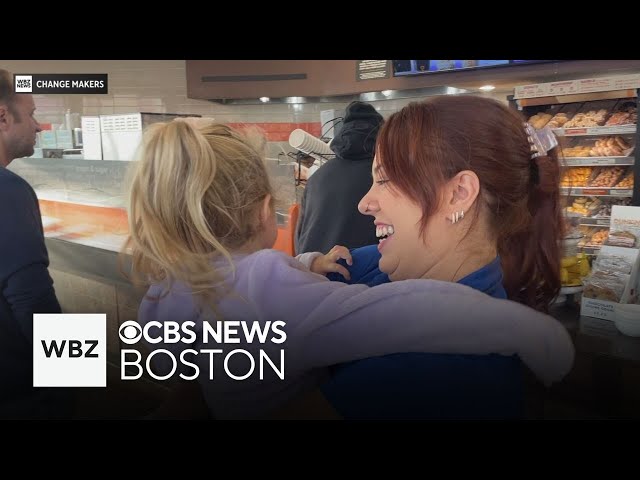 ⁣Watertown Dunkin' manager serves customers with a smile and makes personal connections