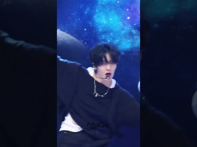 ⁣UNIVERSE - EPEX #UNIVERSE #EPEX #イペクス #이펙스 #Shorts #MusicBank | KBS WORLD TV