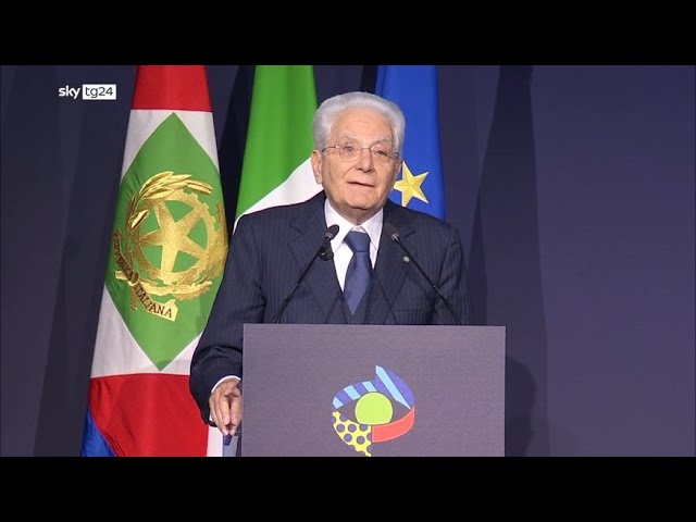 ⁣Mattarella: governare tecnologia contro riduzione democrazia