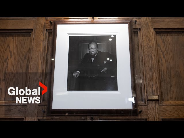 ⁣Stolen Winston Churchill portrait returns to Ottawa after 2 years