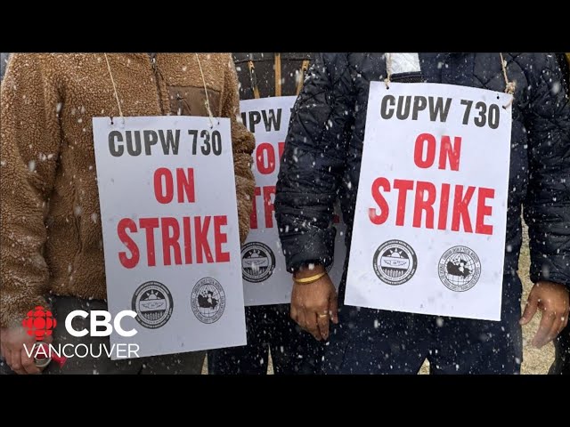 ⁣Postal workers hoping minister stays out of labour fight