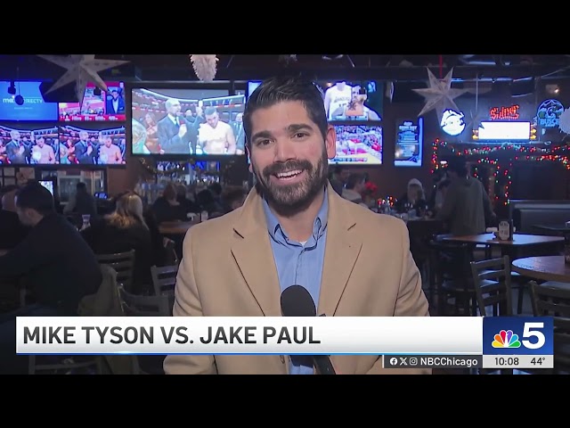 ⁣Excitement in Chicago for Mike Tyson vs. Jake Paul fight