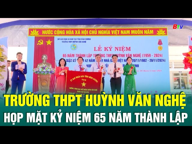 ⁣Trường THPT Huỳnh Văn Nghệ họp mặt kỷ niệm 65 năm thành lập