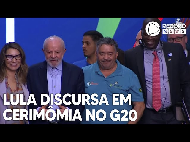 ⁣Lula participa de cerimônia de encerramento do G20 Social