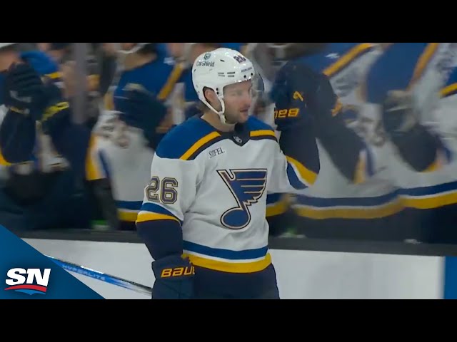 ⁣Blues' Nathan Walker Wrists One Home From The Slot After Great No-Look Pass