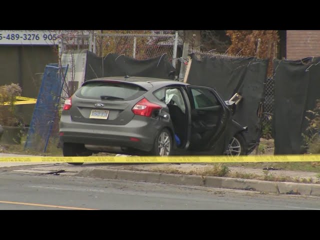 ⁣Four suspects arrested after shooting and a crash in Toronto