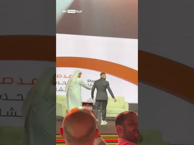 ⁣استقبال حافل لمحمد صلاح في معرض الشارقة للكتاب