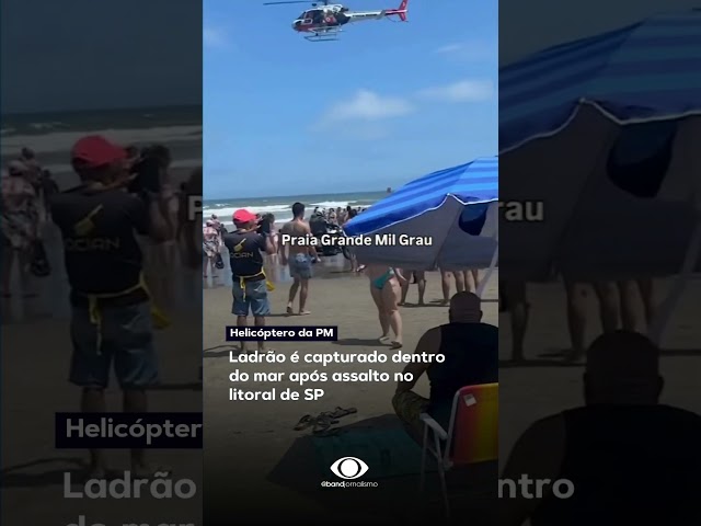 ⁣Ladrão é capturado dentro do mar após assalto no litoral de SP