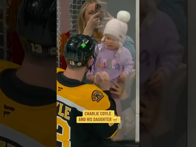 ⁣Charlie Coyle And His Daughter Before The Game 