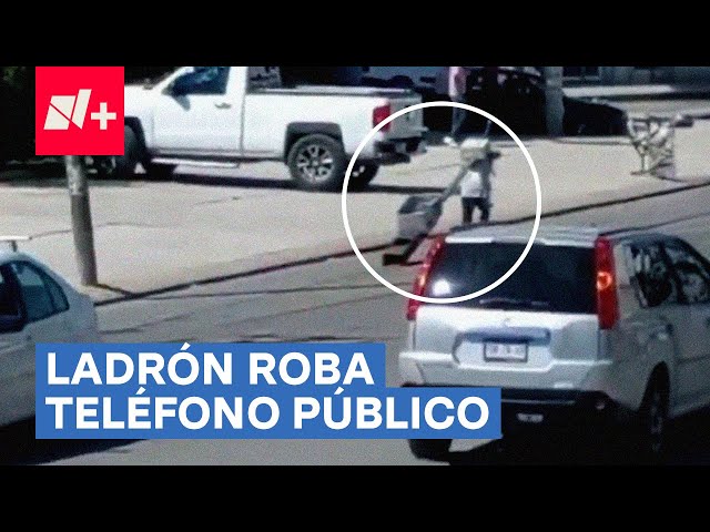 ⁣Hombre roba caseta telefónica en Puebla - N+