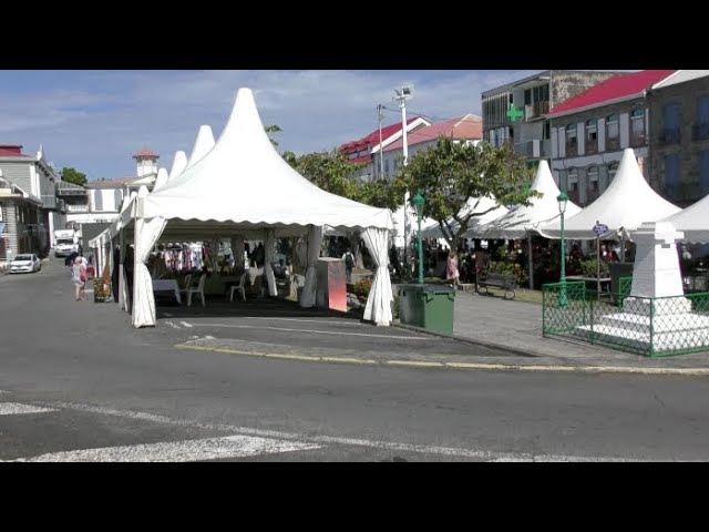 ⁣Basse-Terre :Grand Boulevard Artisanal et Agricole Régional.