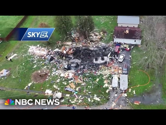 ⁣House explosion kills two people in Bethel, Ohio