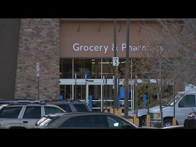 ⁣Police looking for 5 suspects in Walmart assault