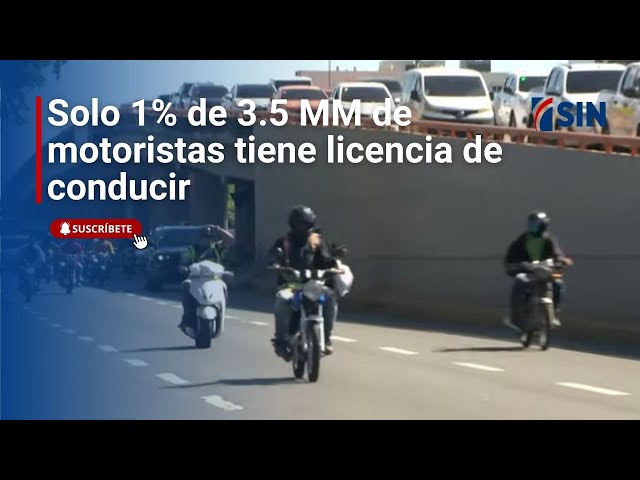 ⁣Solo 1% de 3.5 MM de motoristas tiene licencia de conducir