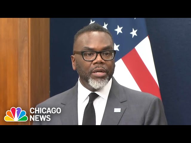 ⁣Chicago Mayor Brandon Johnson provides update on 2025 budget negotiations and city priorities