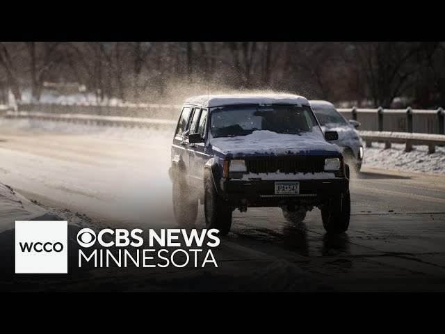 ⁣Minnesota's first snowfall wrecks havoc on the road ways