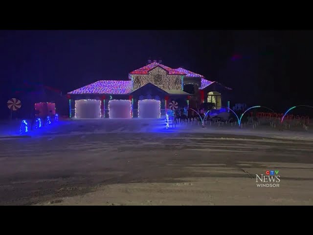 ⁣Family leaving Kingsville, Ont. over holiday display bylaw