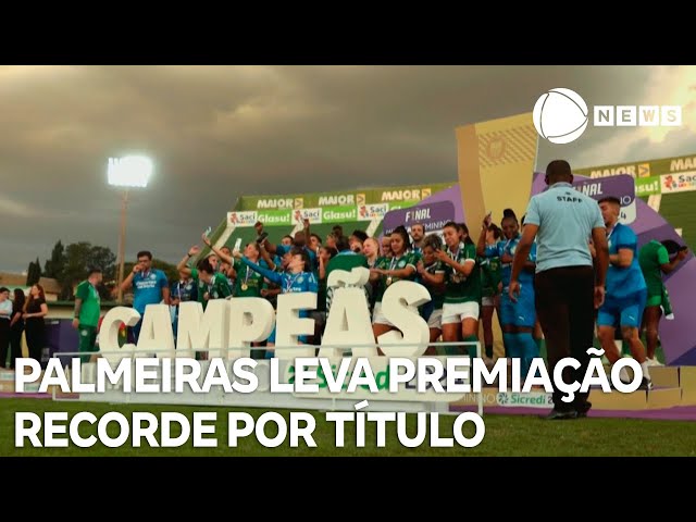 Palmeiras leva premiação recorde por título do Paulistão Feminino