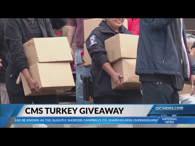 CMS, Hendrick Auto Group give away 1,500 turkeys