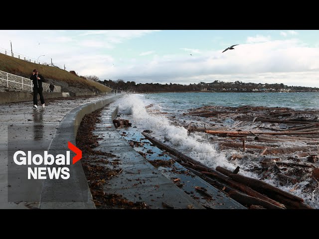 ⁣Bomb Cyclone: Thousands left without power in southwestern BC after hurricane-like winds