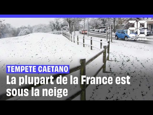 ⁣54 départements sont placés en vigilance neige, vent et verglas