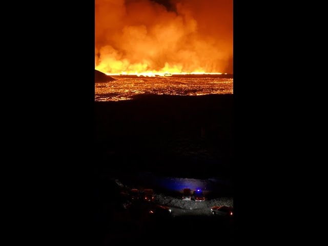 ⁣Dramatic aerials show volcano spewing lava and smoke in Iceland #Shorts