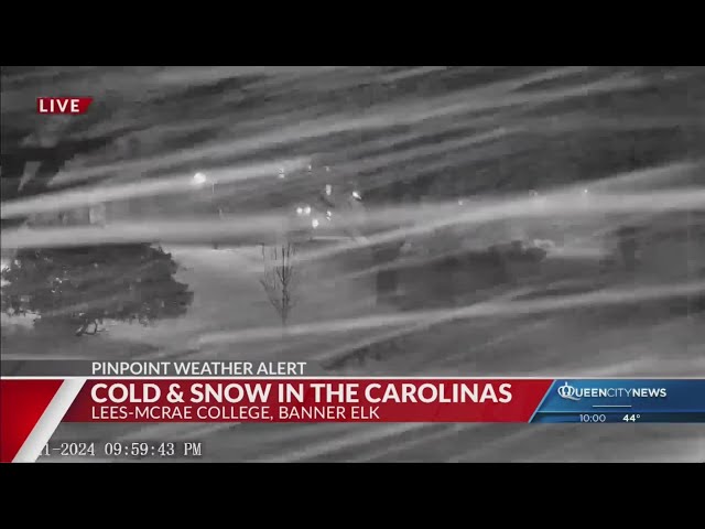 ⁣Snow picks up in the North Carolina High Country