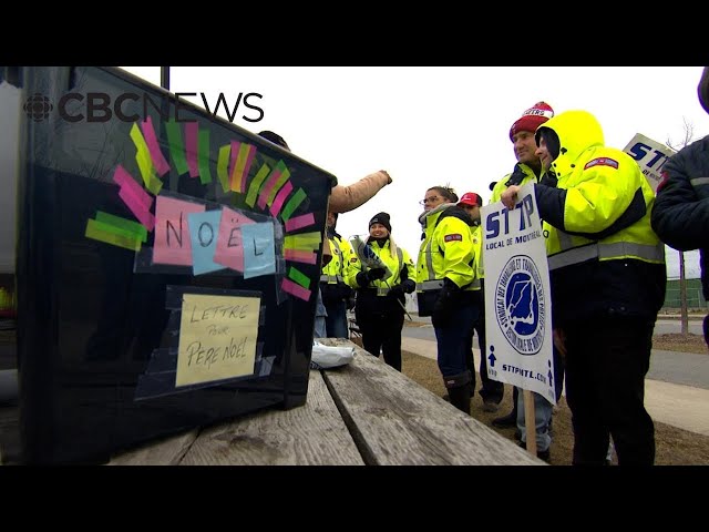 ⁣Canada Post still delivering letters to Santa, despite strike