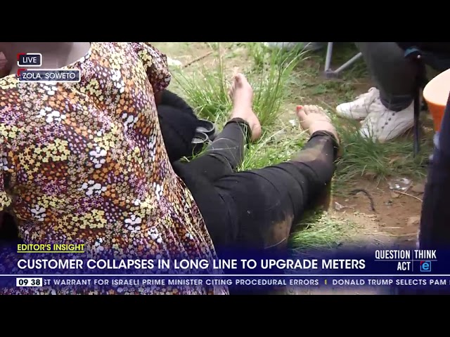 ⁣Customer collapses in long line to upgrade meters