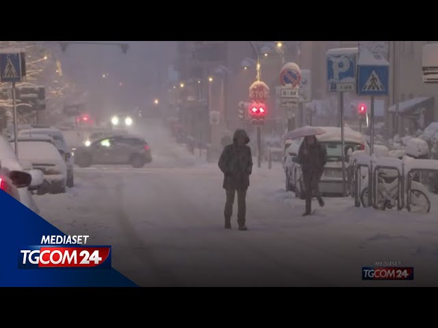 ⁣Ecco la prima neve, anche a bassa quota