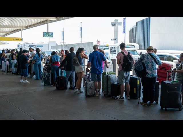 ⁣New rules and regulations for airlines, fliers ahead of Thanksgiving travel