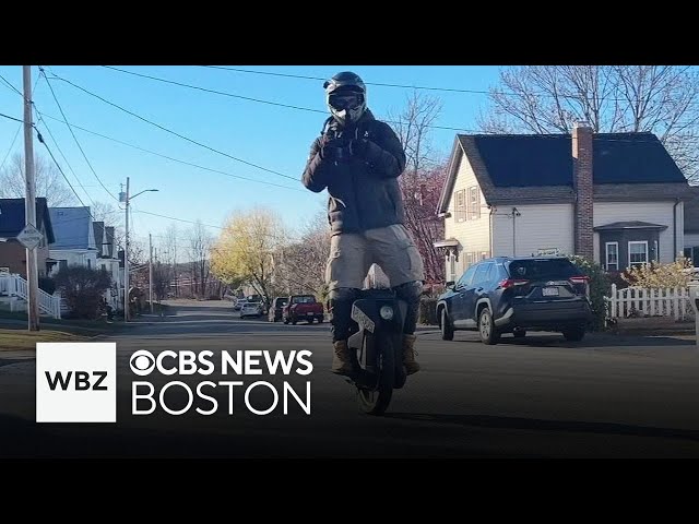 ⁣Man with electric unicycle will deliver anything at anytime in Massachusetts city